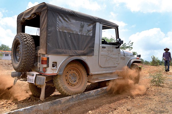 Mahindra Adventure Dirt School